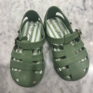 Pehr- Green Kids Sandals